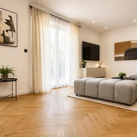 Luma Luxury - 5 Min Walk To The
